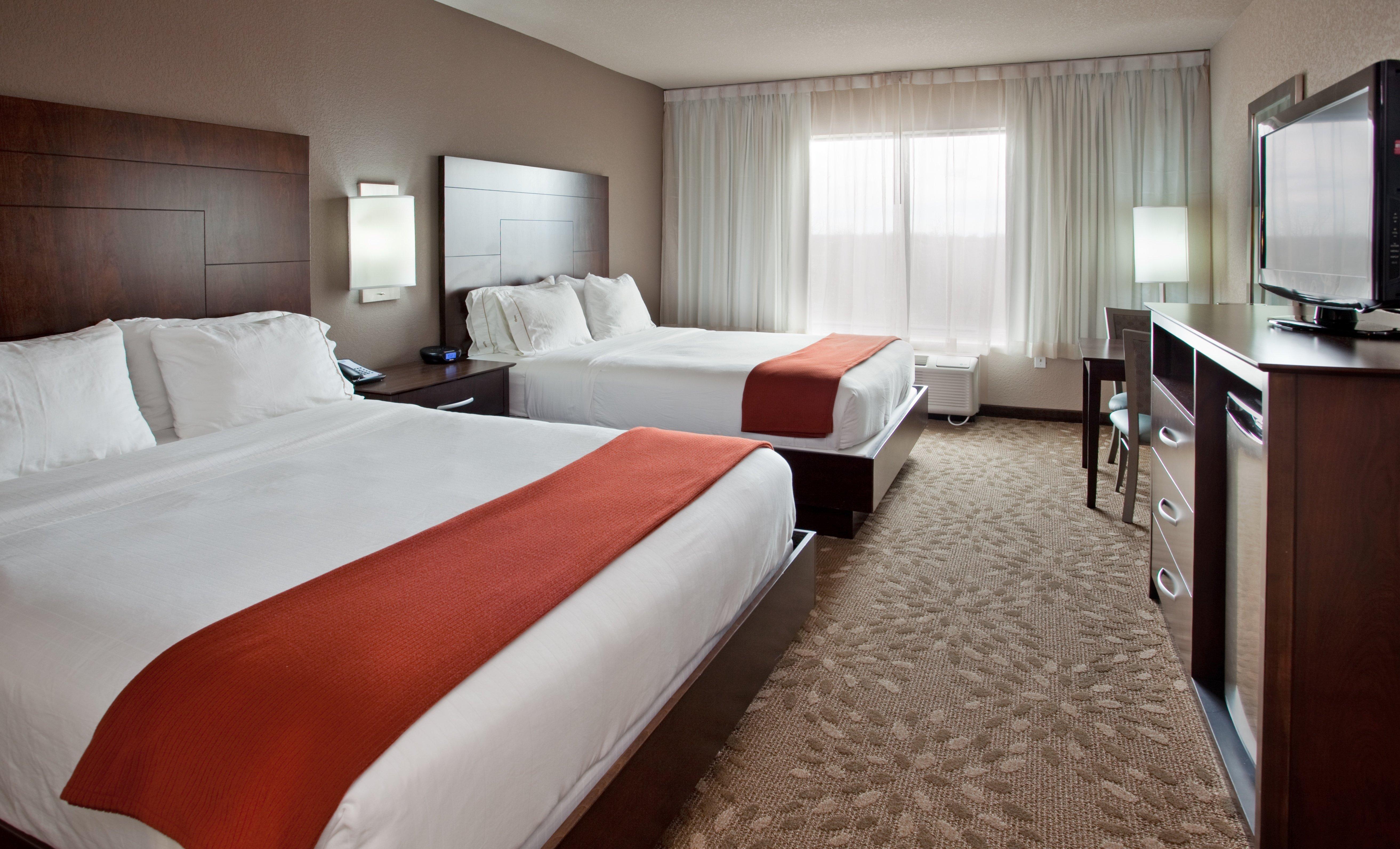 Holiday Inn Express Hotel And Suites Saint Robert By Ihg Εξωτερικό φωτογραφία