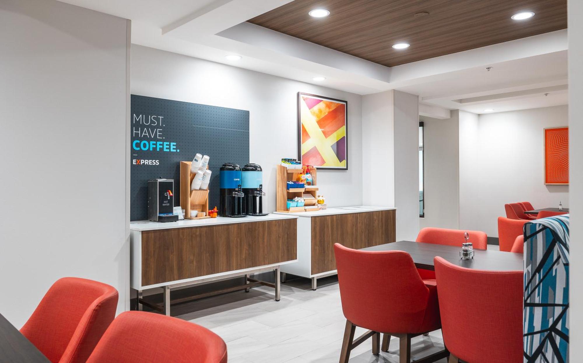 Holiday Inn Express Hotel And Suites Saint Robert By Ihg Εξωτερικό φωτογραφία