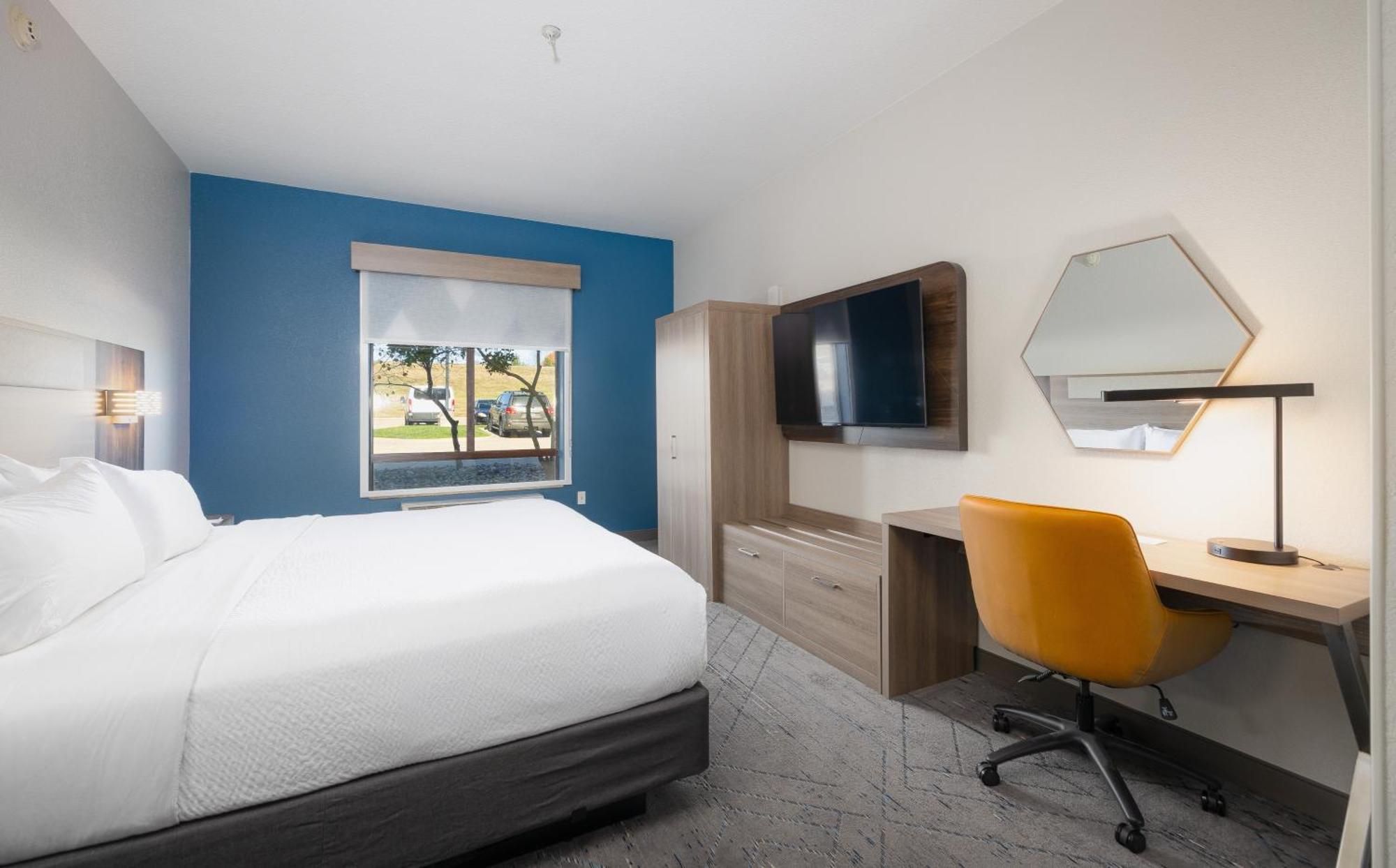 Holiday Inn Express Hotel And Suites Saint Robert By Ihg Εξωτερικό φωτογραφία