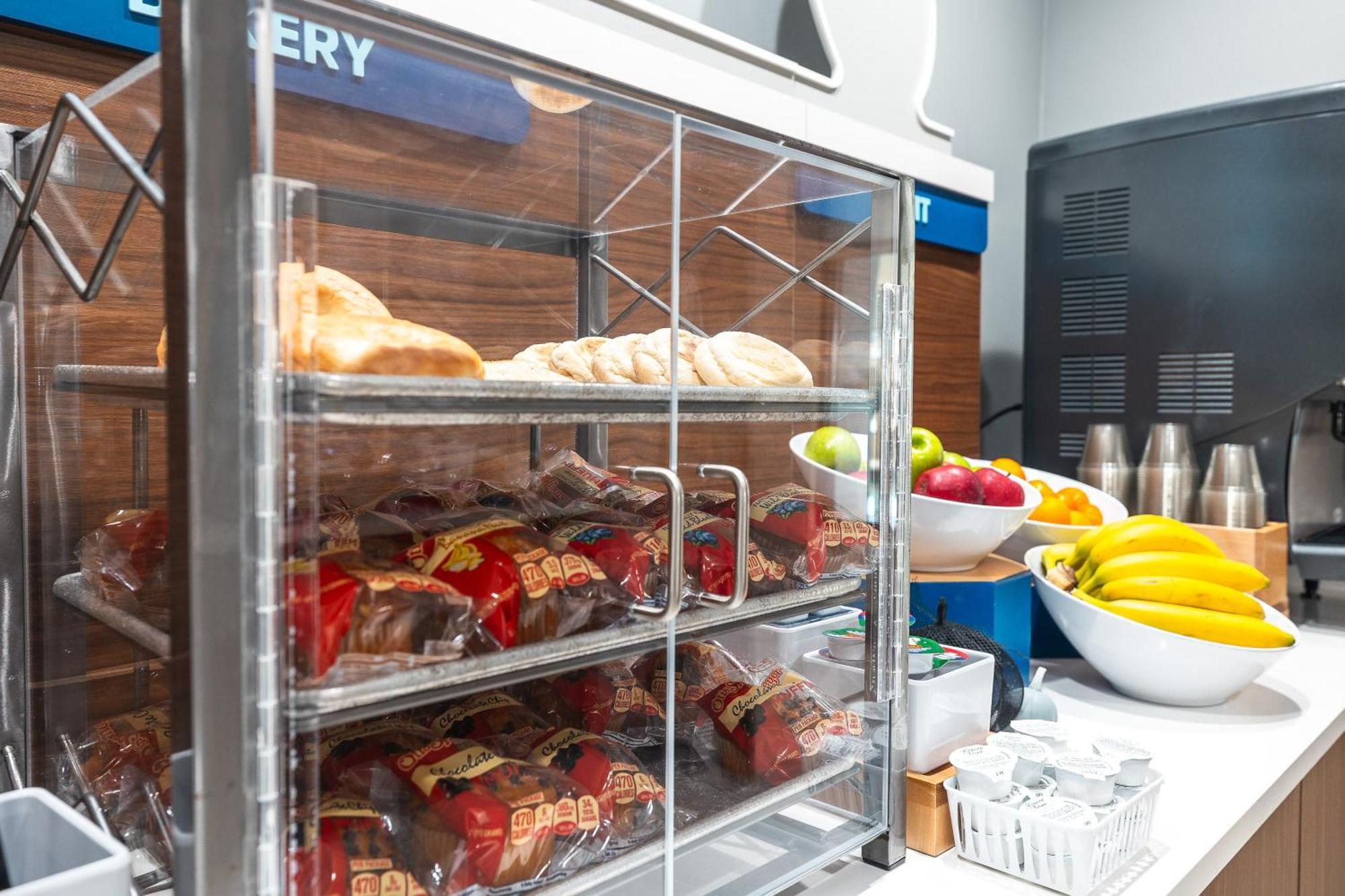 Holiday Inn Express Hotel And Suites Saint Robert By Ihg Εξωτερικό φωτογραφία