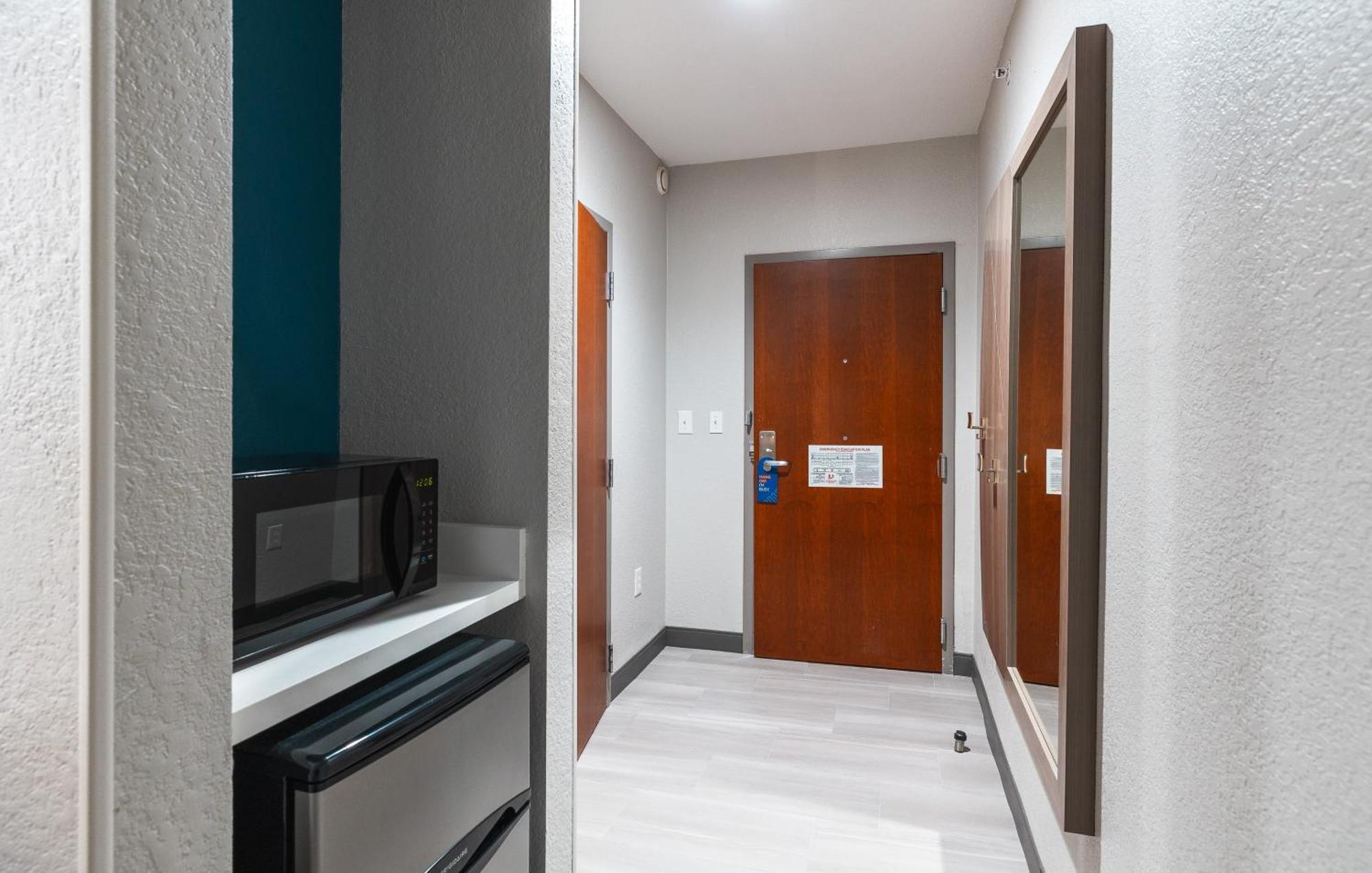 Holiday Inn Express Hotel And Suites Saint Robert By Ihg Εξωτερικό φωτογραφία