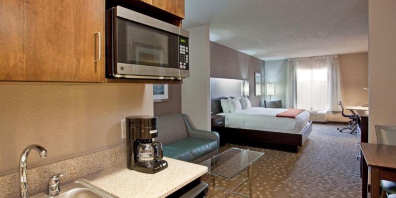 Holiday Inn Express Hotel And Suites Saint Robert By Ihg Εξωτερικό φωτογραφία